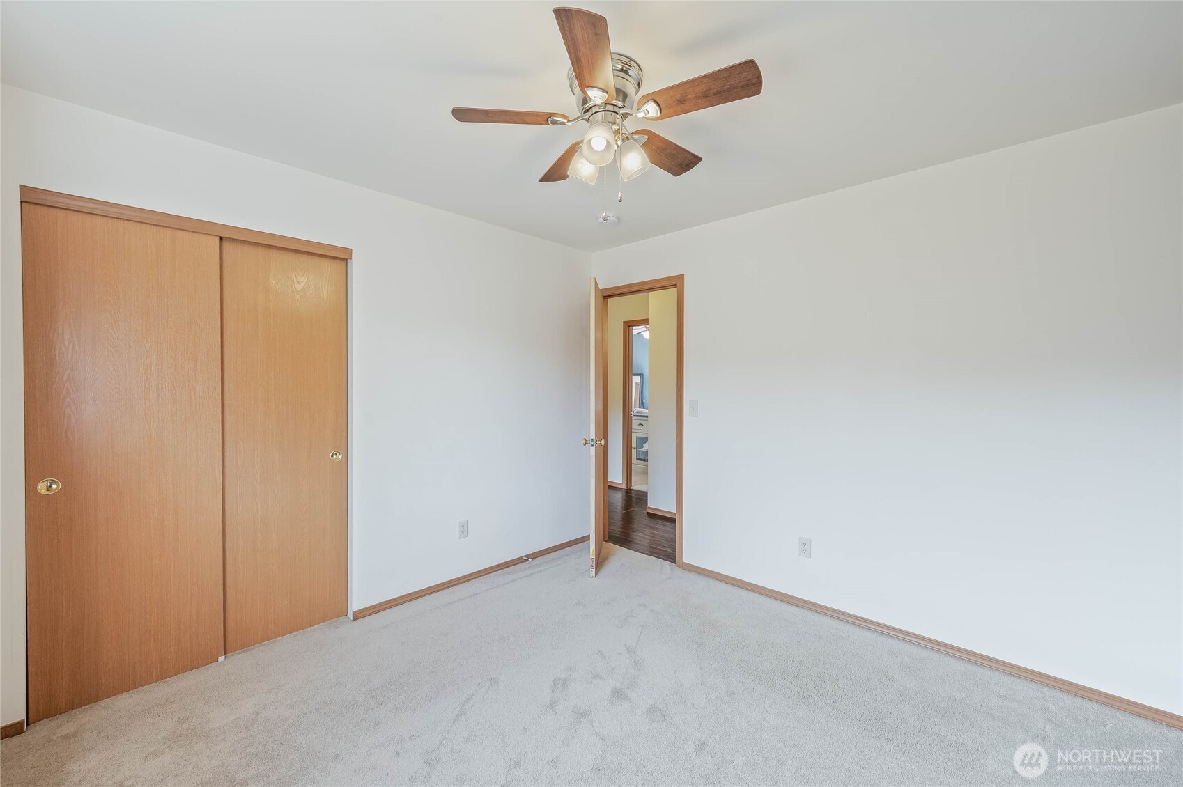 2502 Aviation Drive Property Photo 23