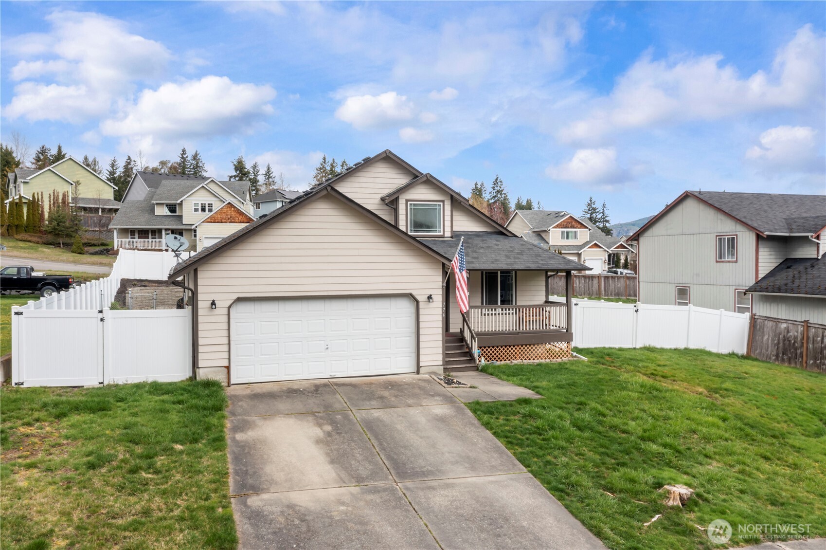 774 Carriage Court Drive Property Photo 1