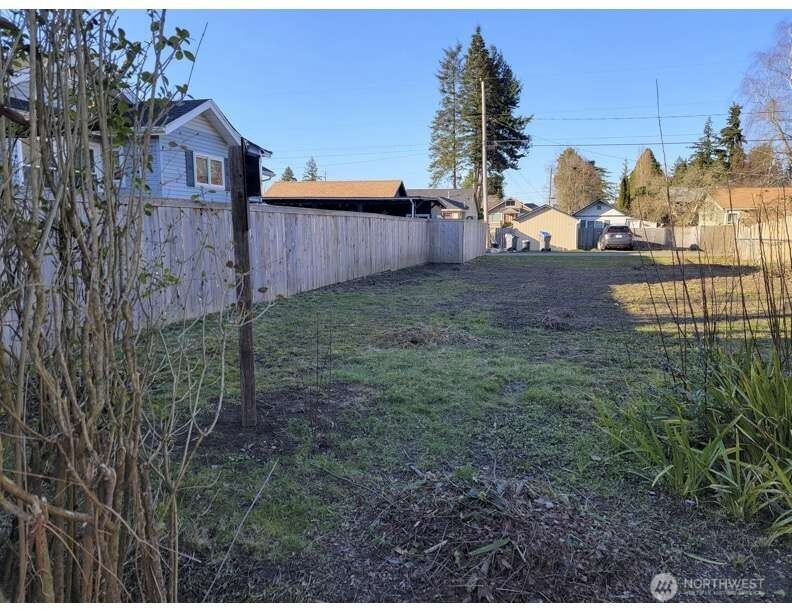 2212 10th Street Property Photo 4
