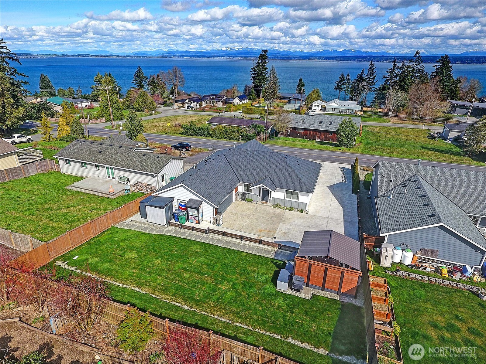 1906 S East Camano Drive Property Photo