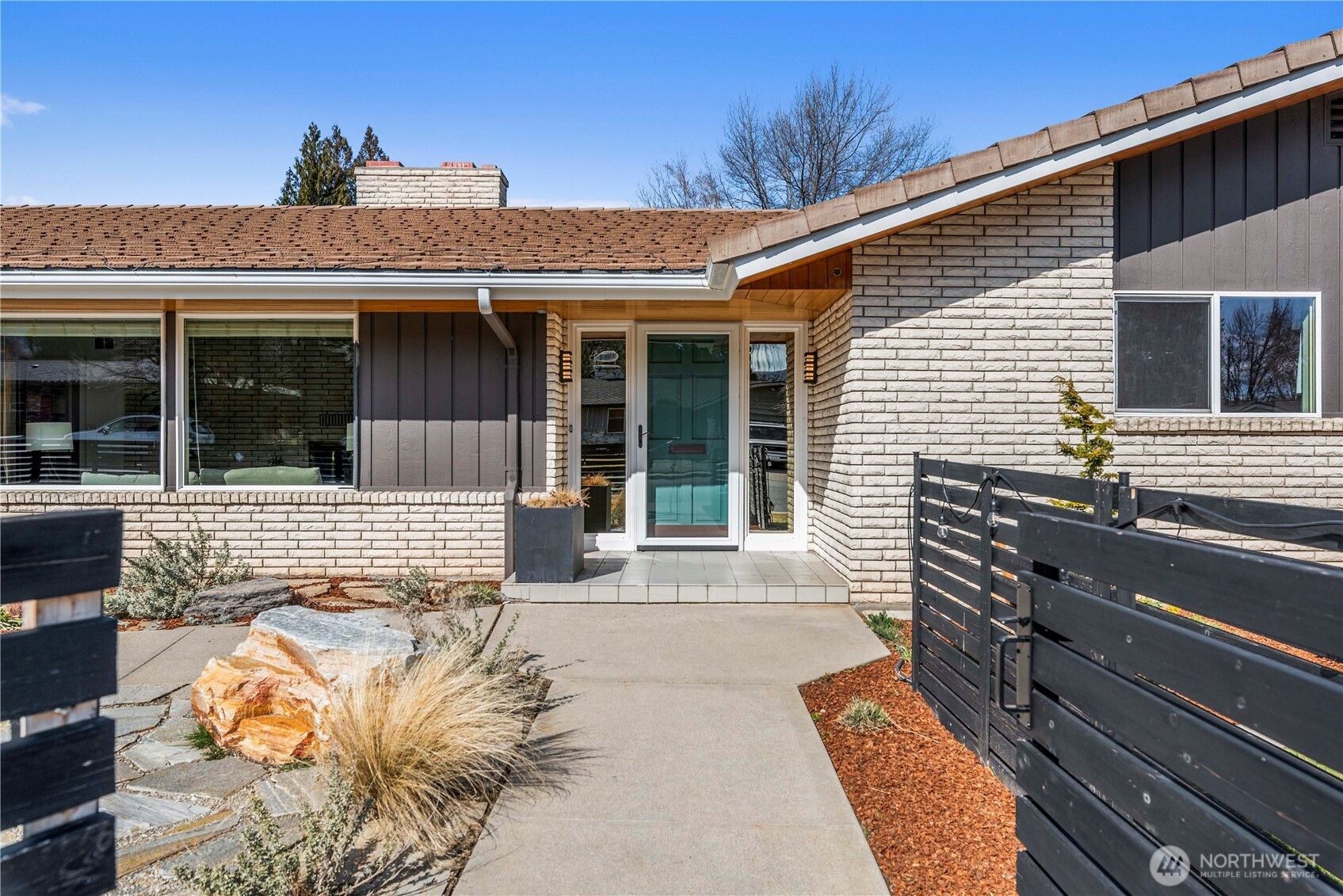 1408 1st Street Property Photo