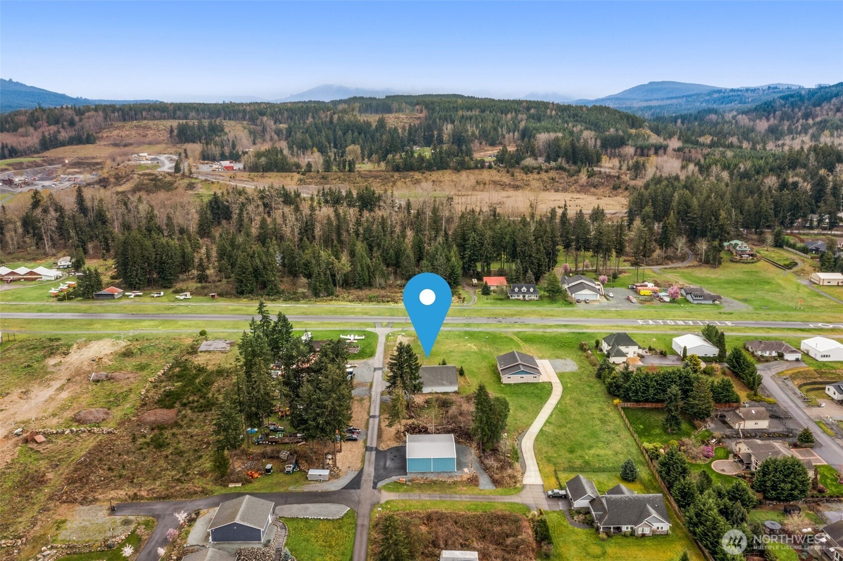 427 Jet Street Property Photo 11