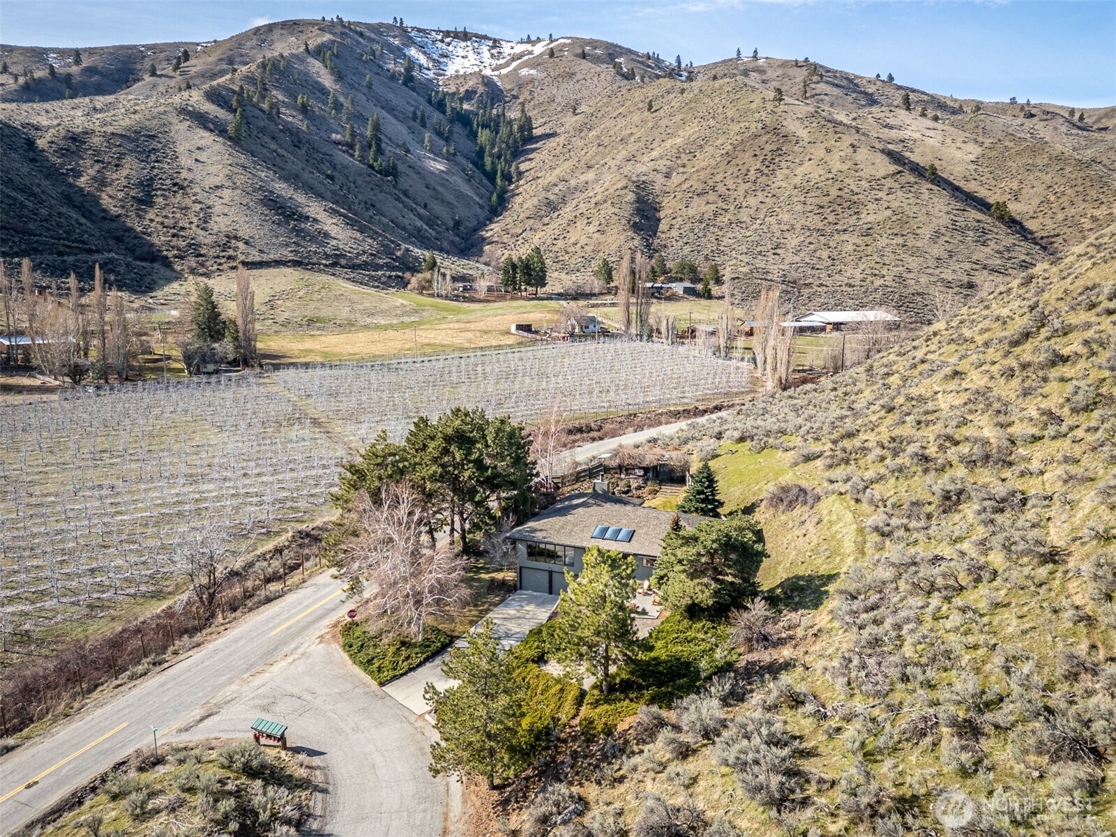 1030 Canyonside Road Property Photo