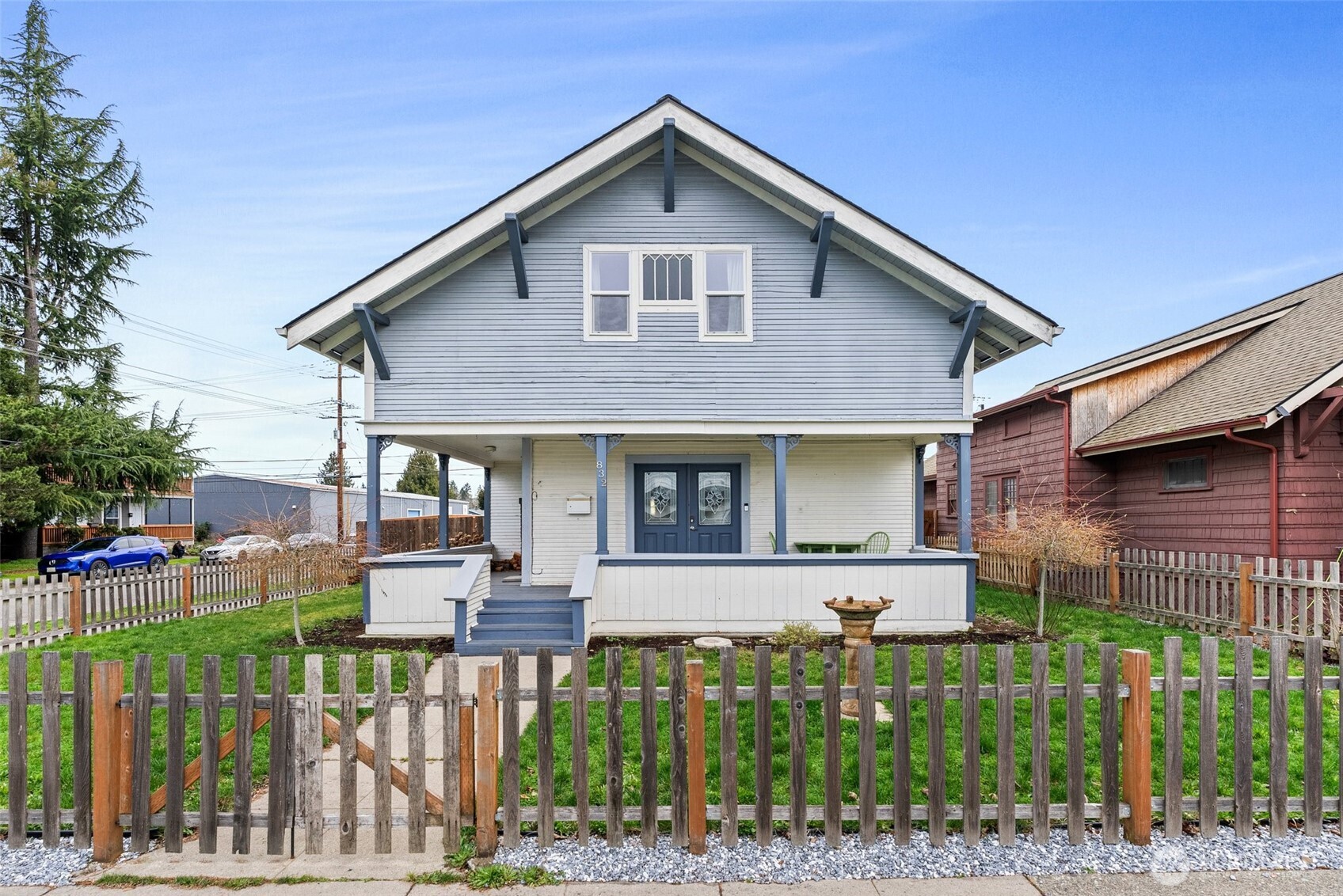 832 N Pearl Property Photo