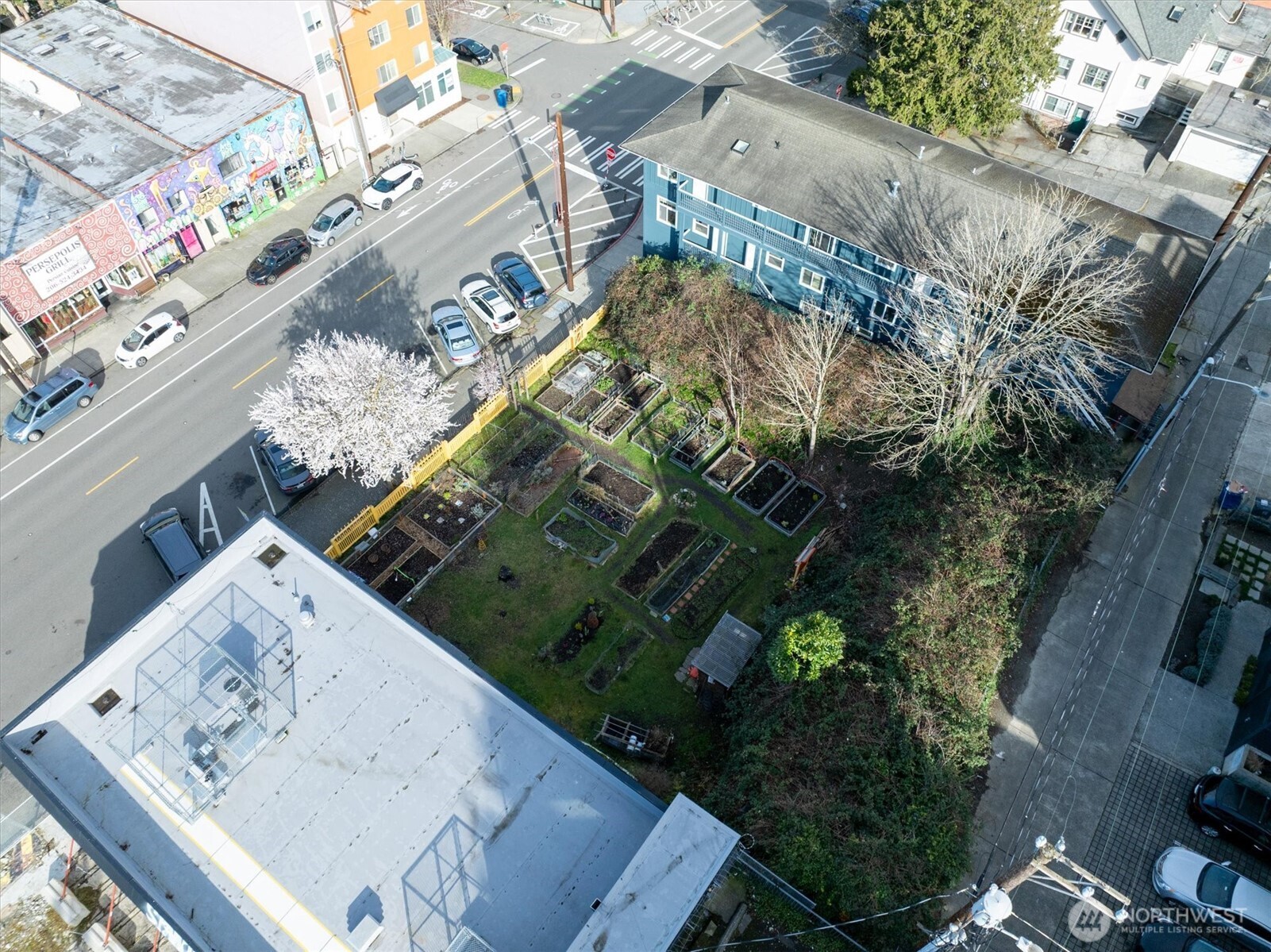 5520 University Way Property Photo 12