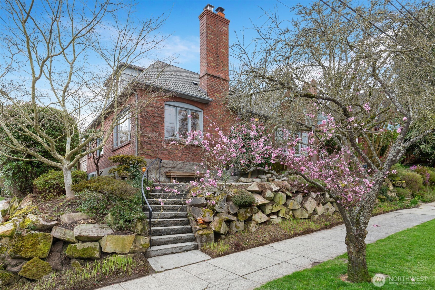 1820 Nob Hill Avenue Property Photo