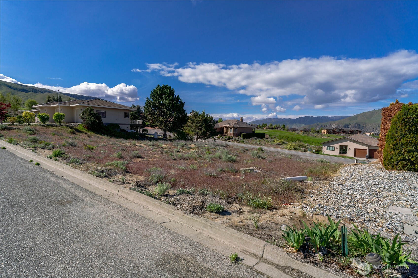 307 Desert View Place Property Photo