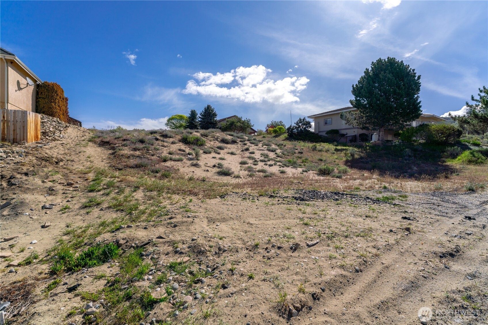307 Desert View Place Property Photo 3