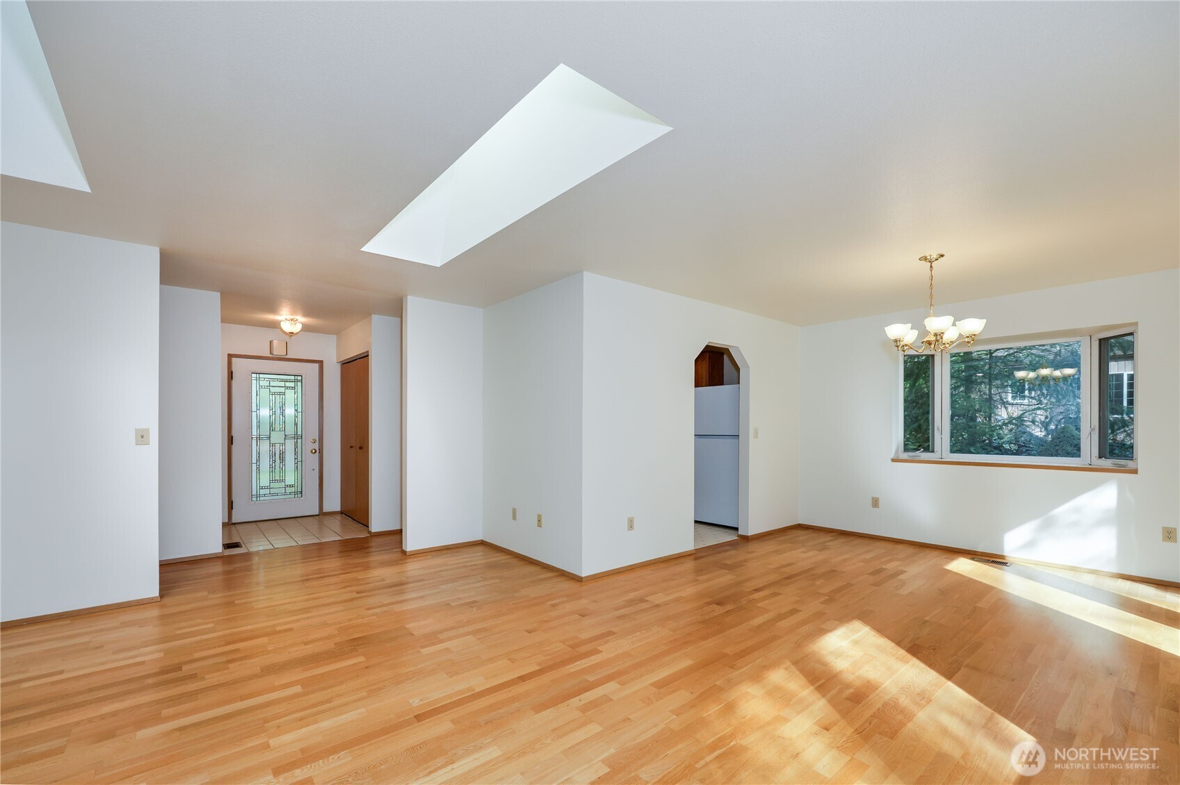 222 Foxfield Drive Property Photo 6