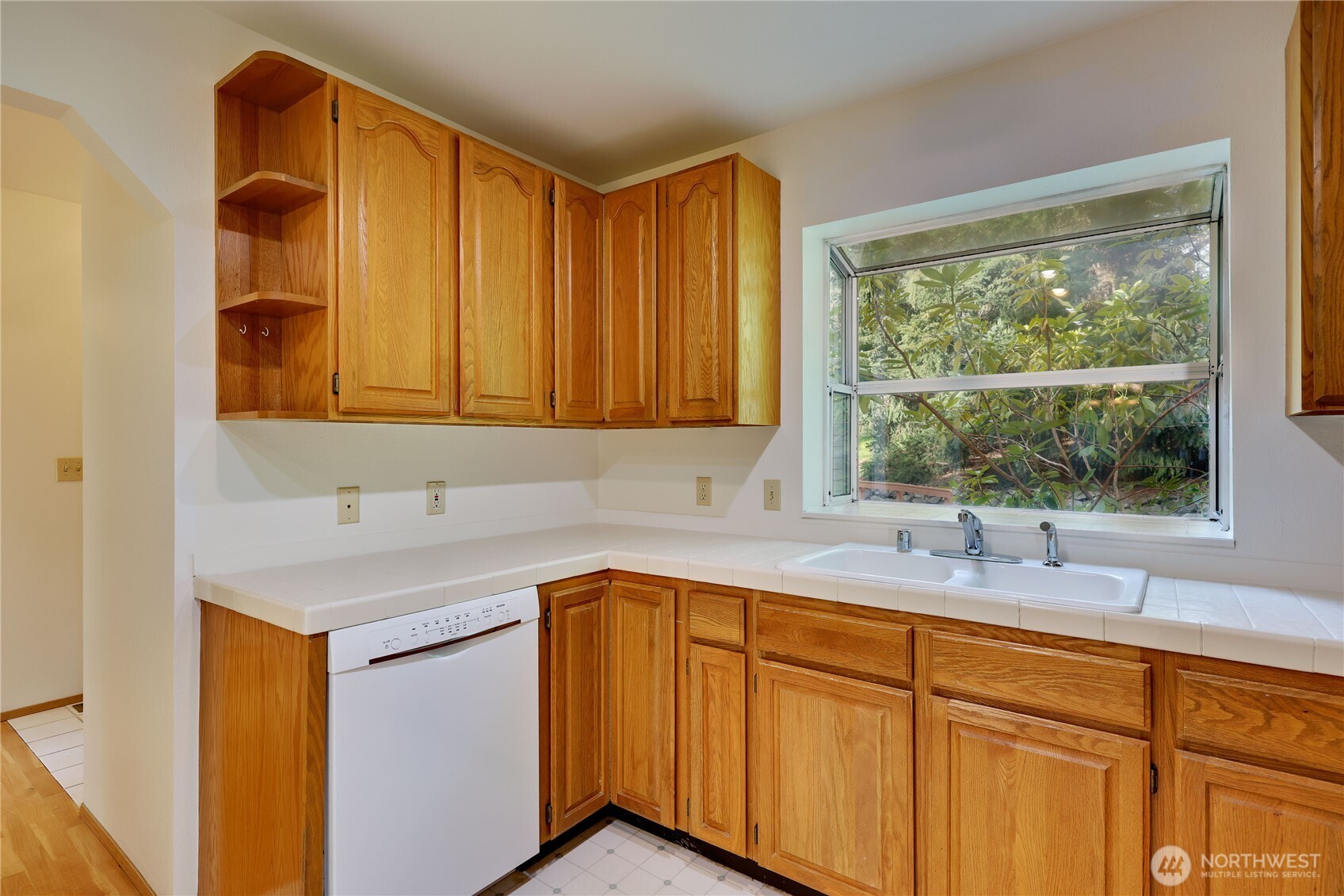 222 Foxfield Drive Property Photo 16