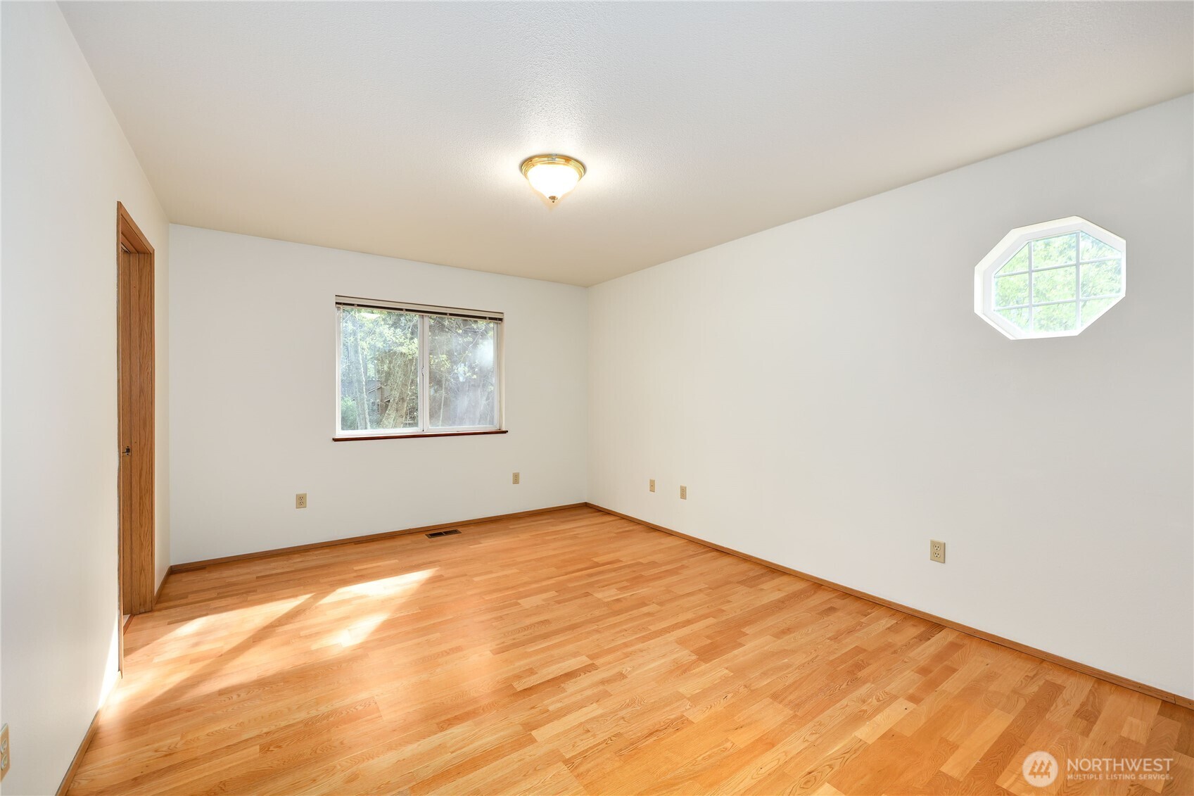 222 Foxfield Drive Property Photo 20