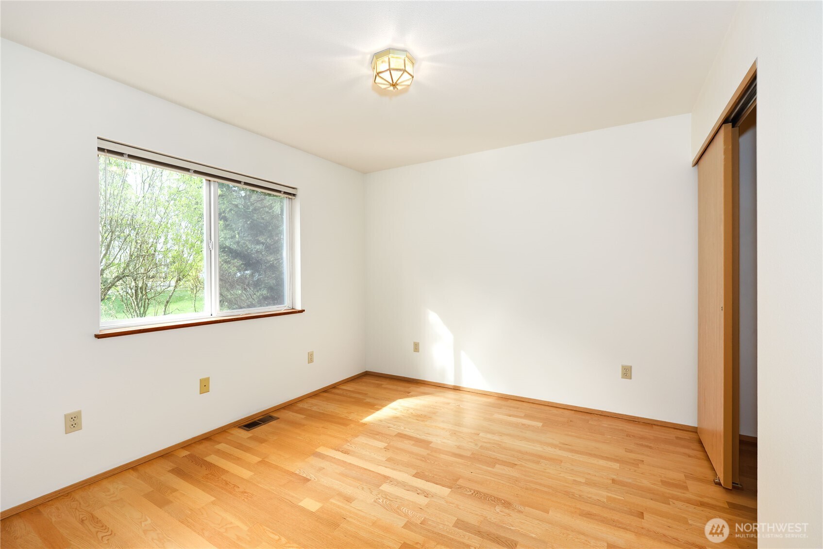 222 Foxfield Drive Property Photo 26