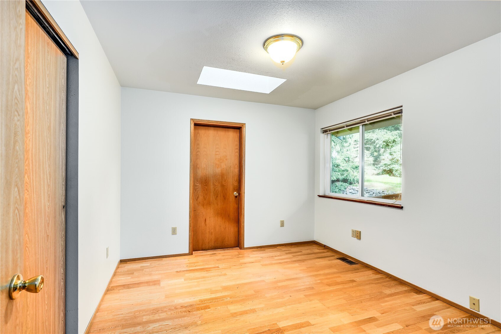 222 Foxfield Drive Property Photo 27