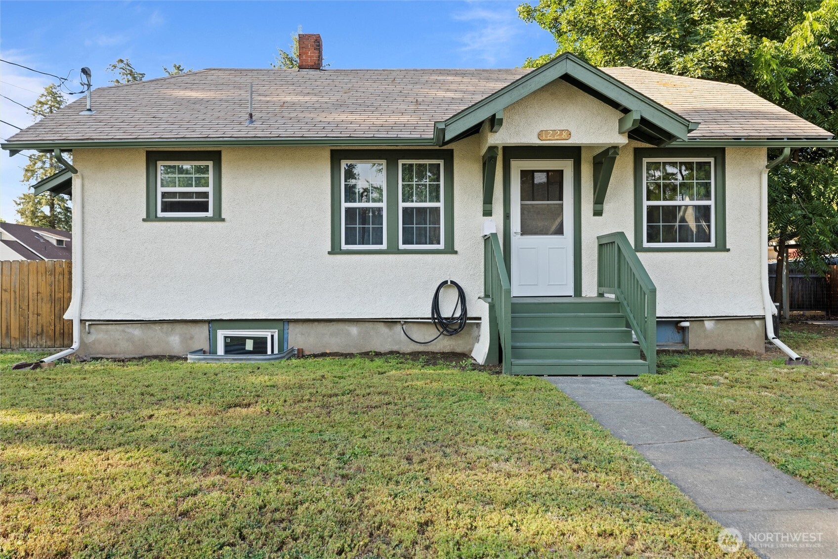 1228 E Alder Street Property Photo