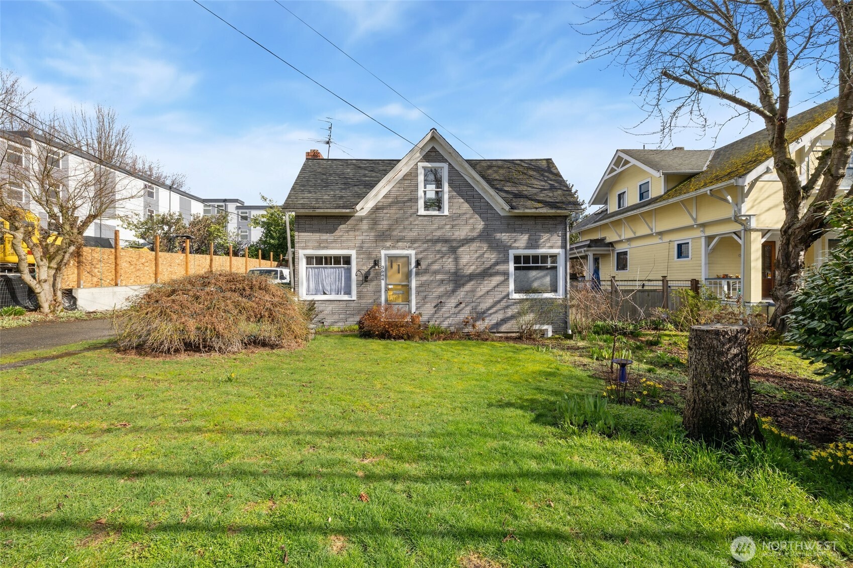 3644 Greenwood Avenue Property Photo