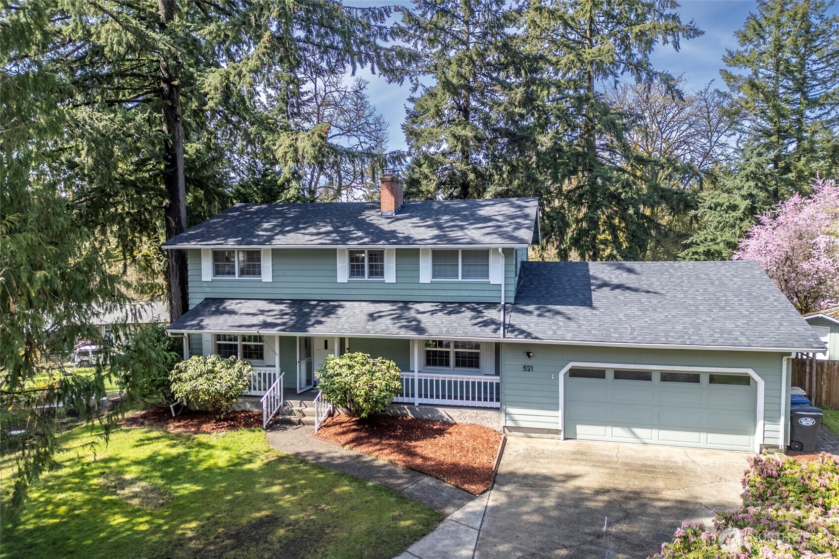 521 Se Titan Court Property Photo
