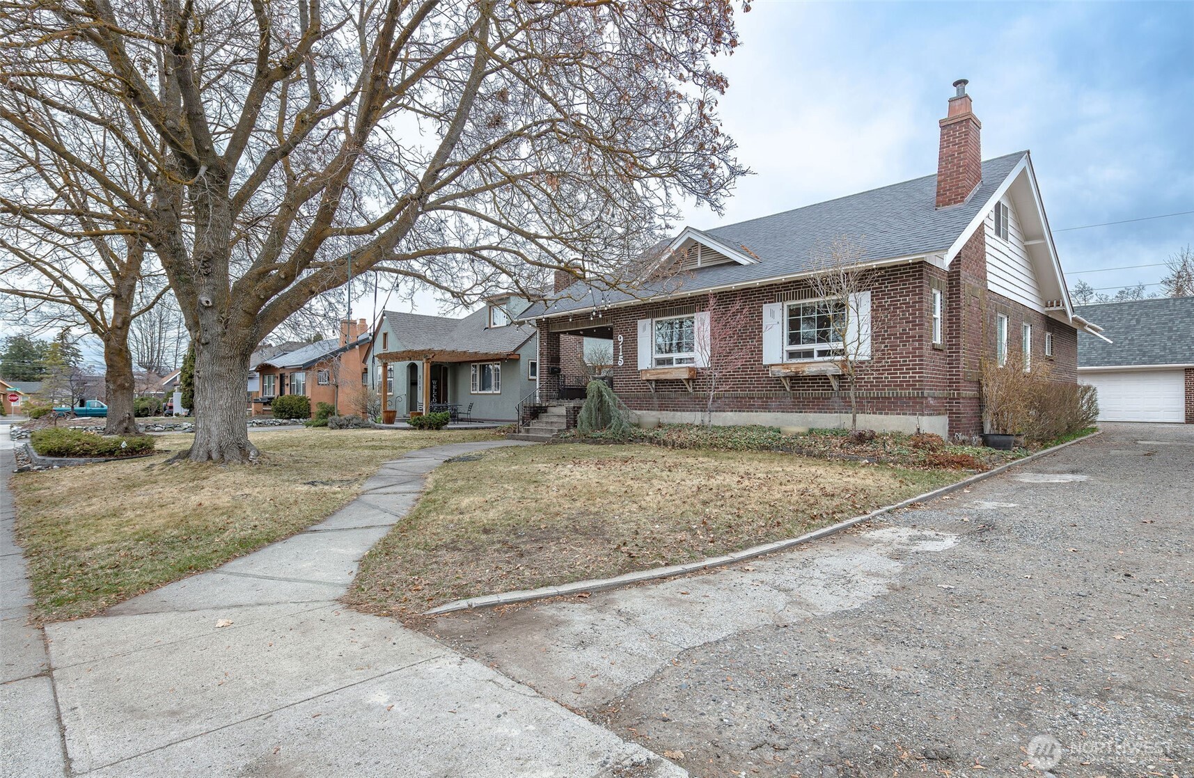 915 Highland Drive Property Photo