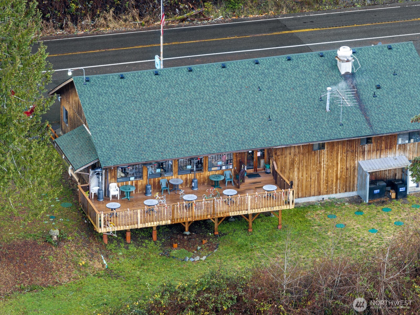 307103 Hwy 101 Property Photo 3