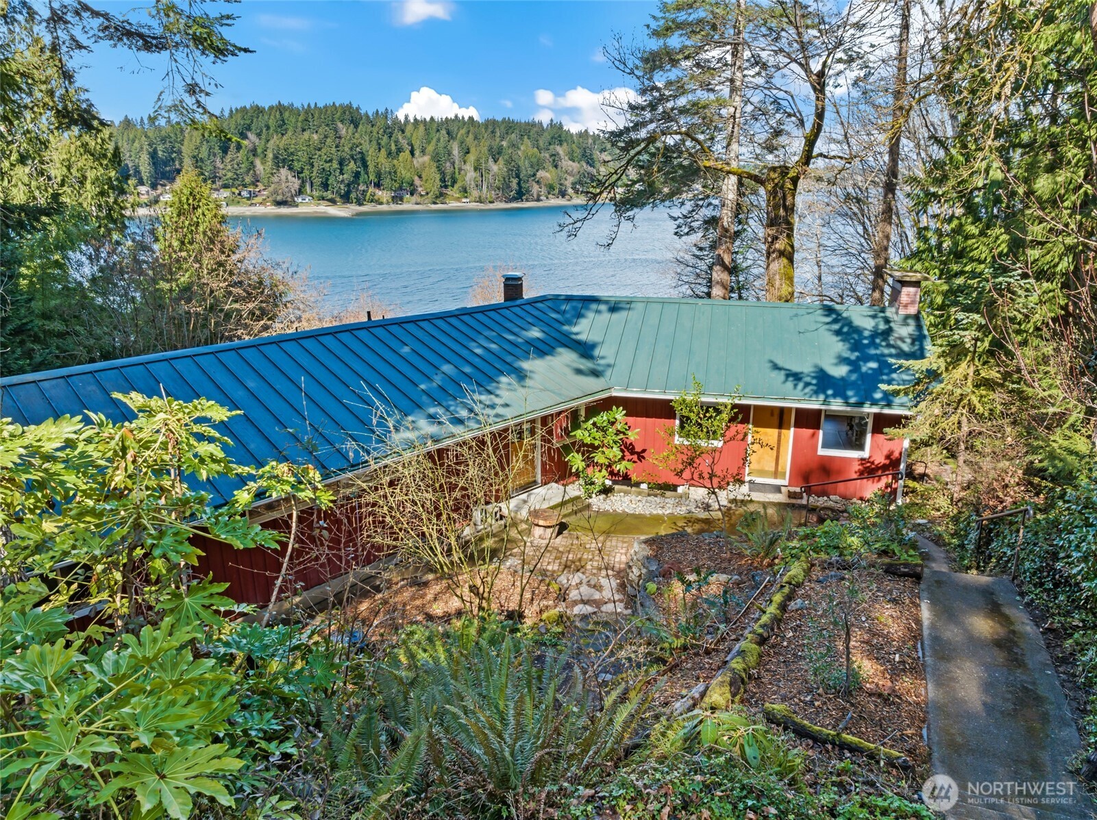 5010 Sunset Drive Property Photo