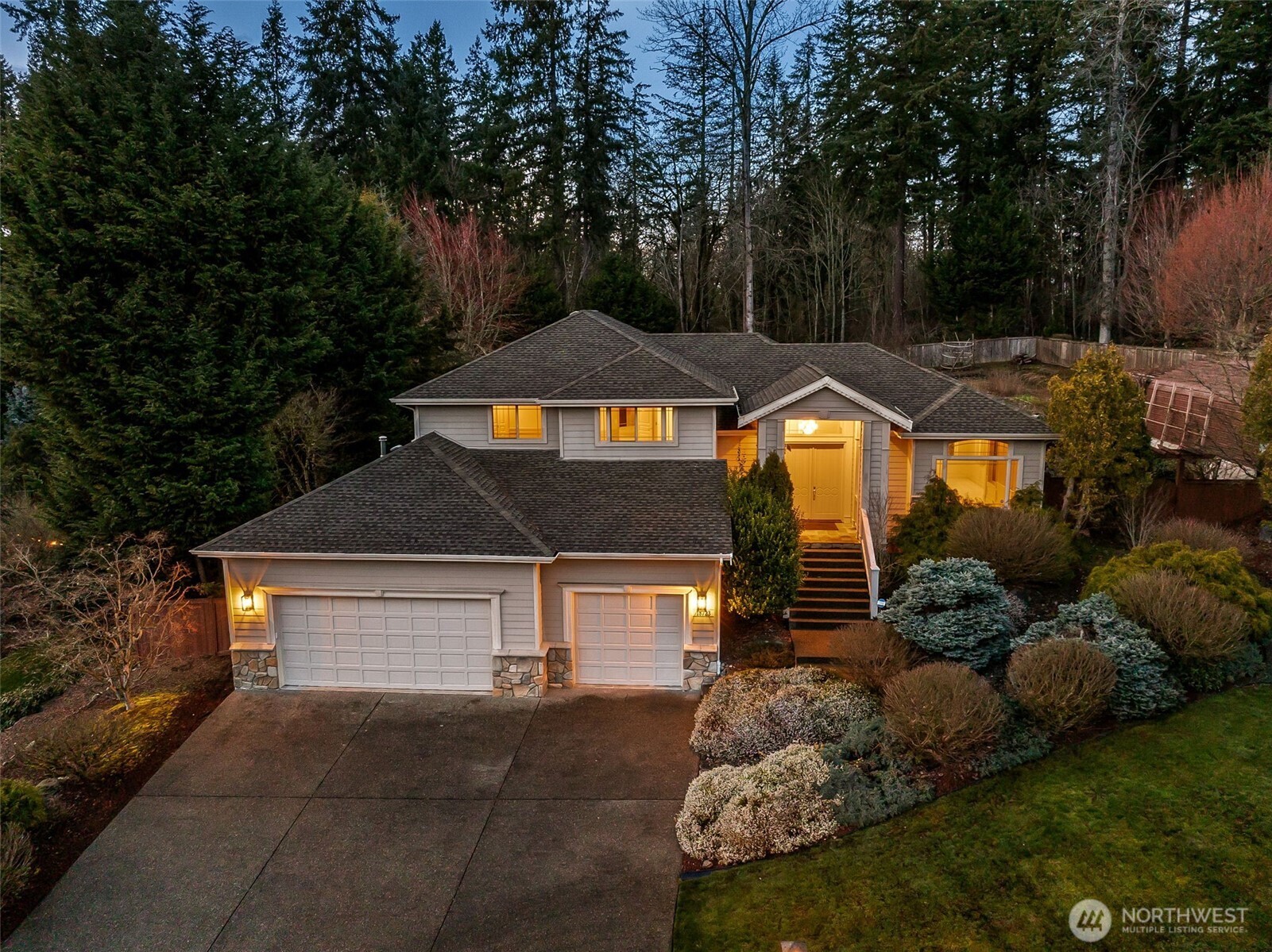 18723 3rd Street Property Photo