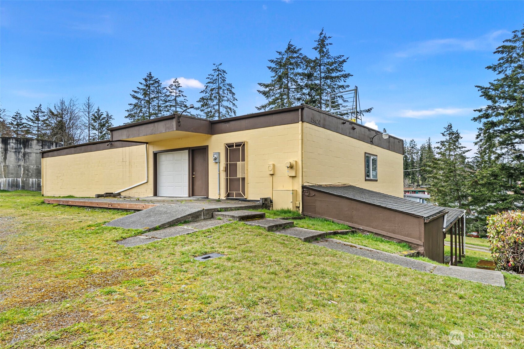 15420 92nd Street Property Photo 1