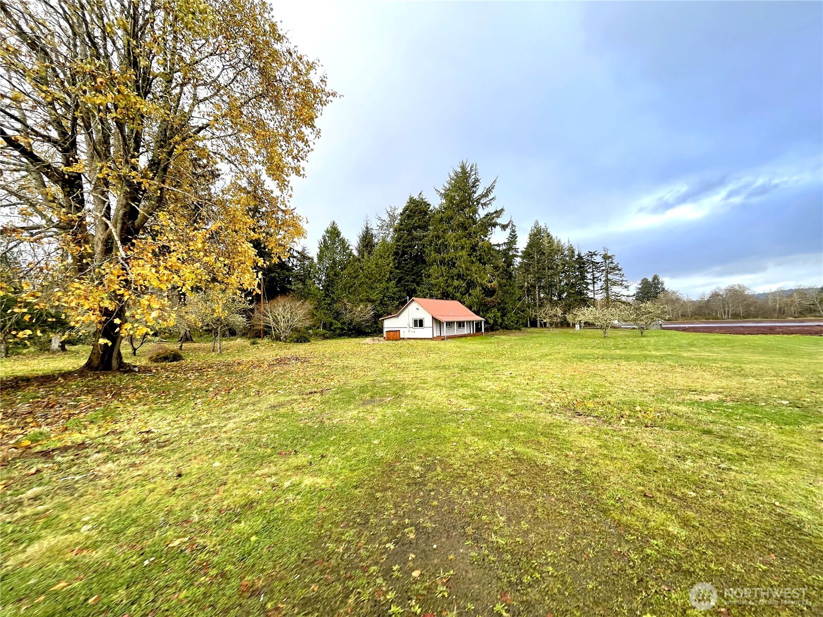 2820 State Route 105 Highway Property Photo 10