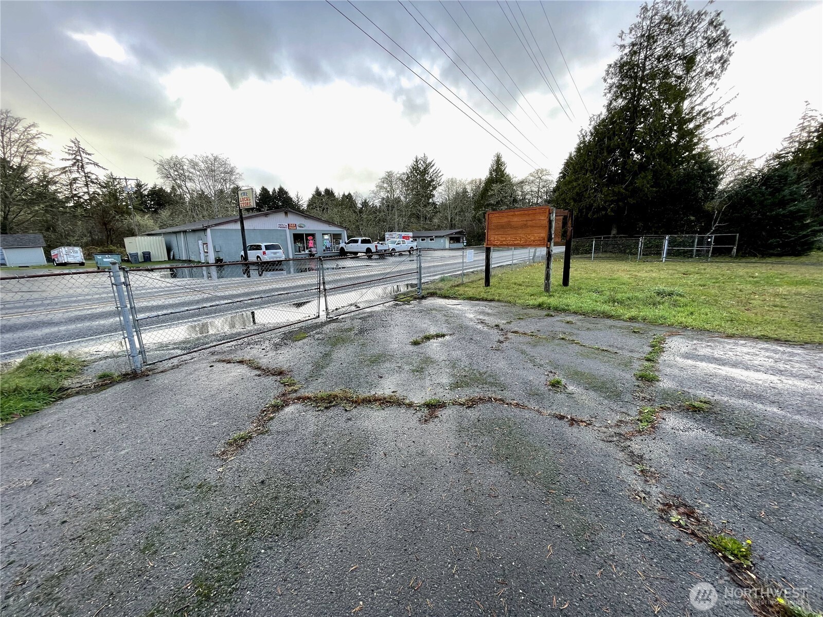 2820 State Route 105 Highway Property Photo 35