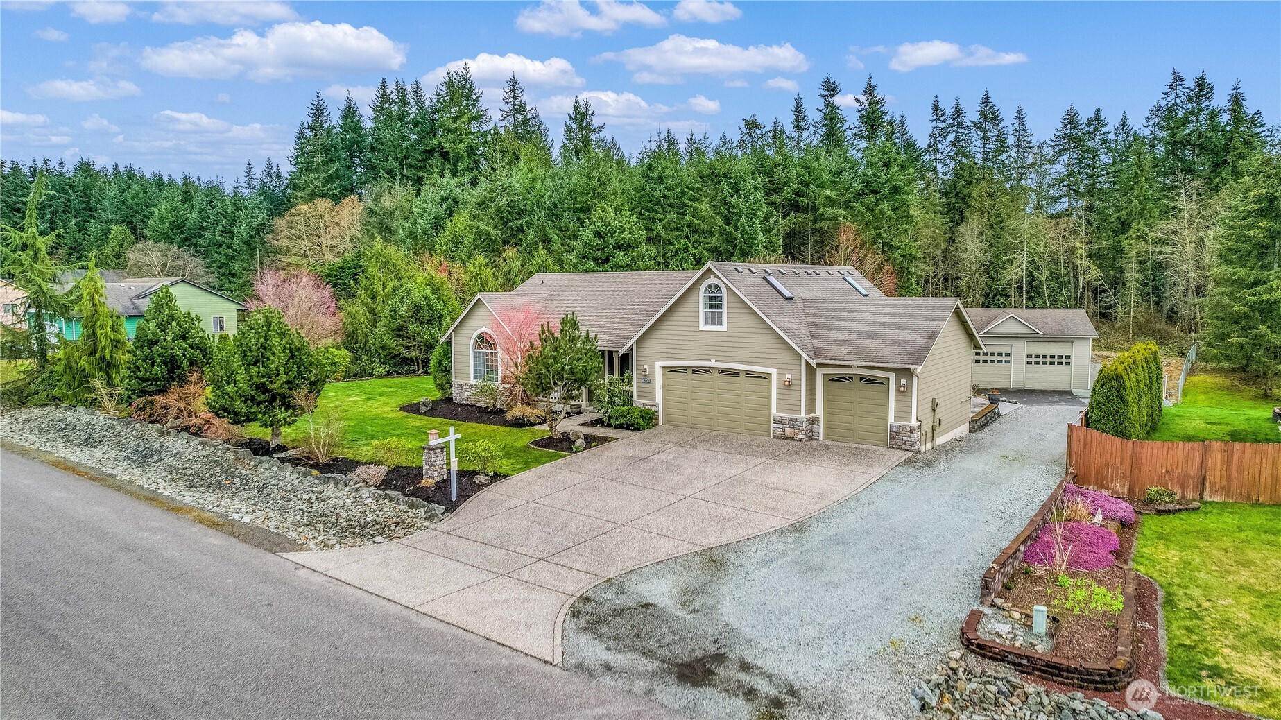 6232 185th Street Property Photo