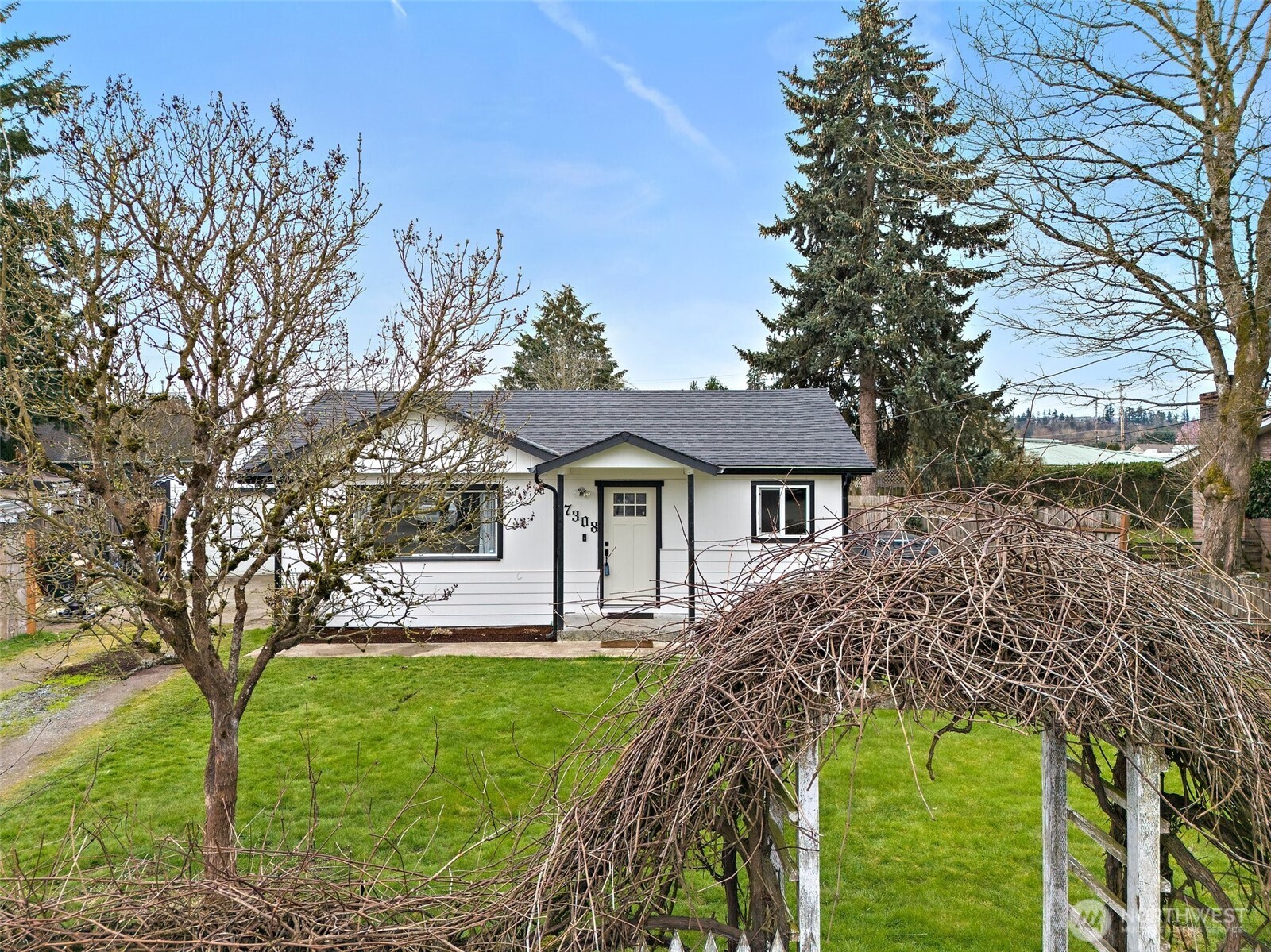 7308 Riverside Road Property Photo