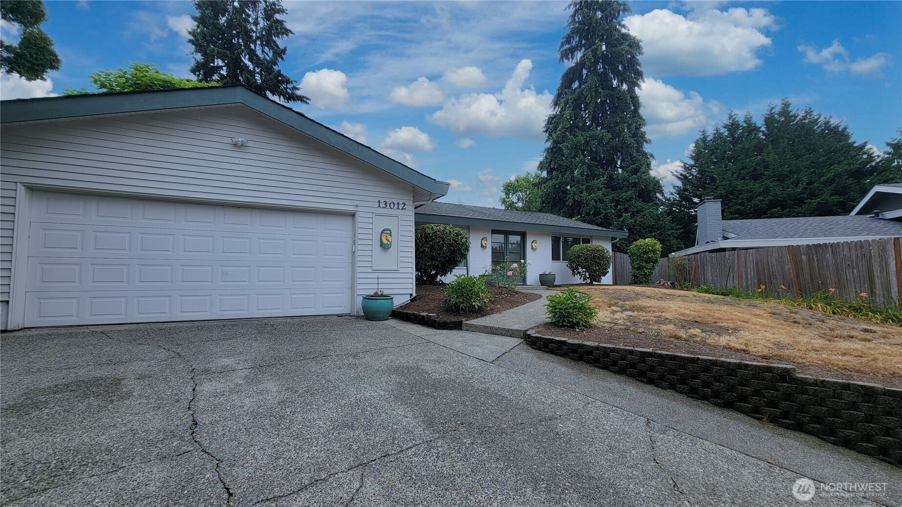 Bellevue Real Estate Listings Main Image