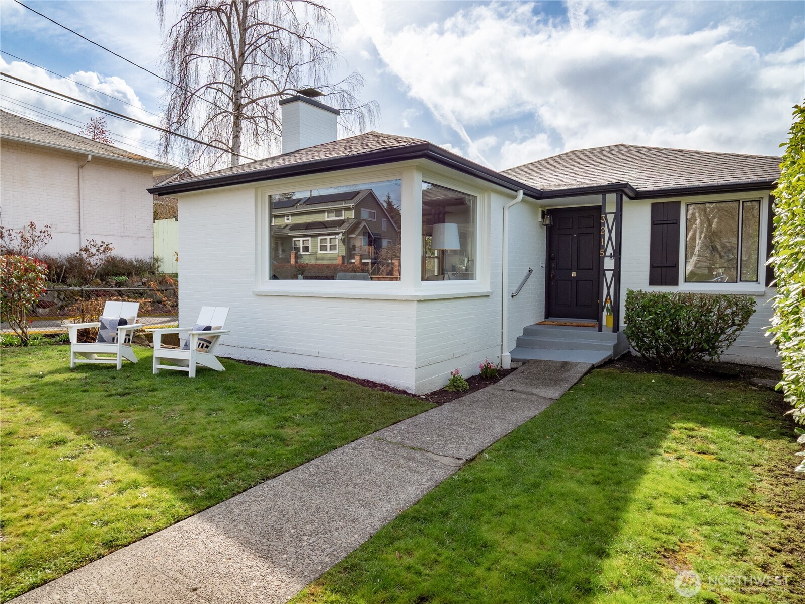 3215 W Bertona Street Property Photo