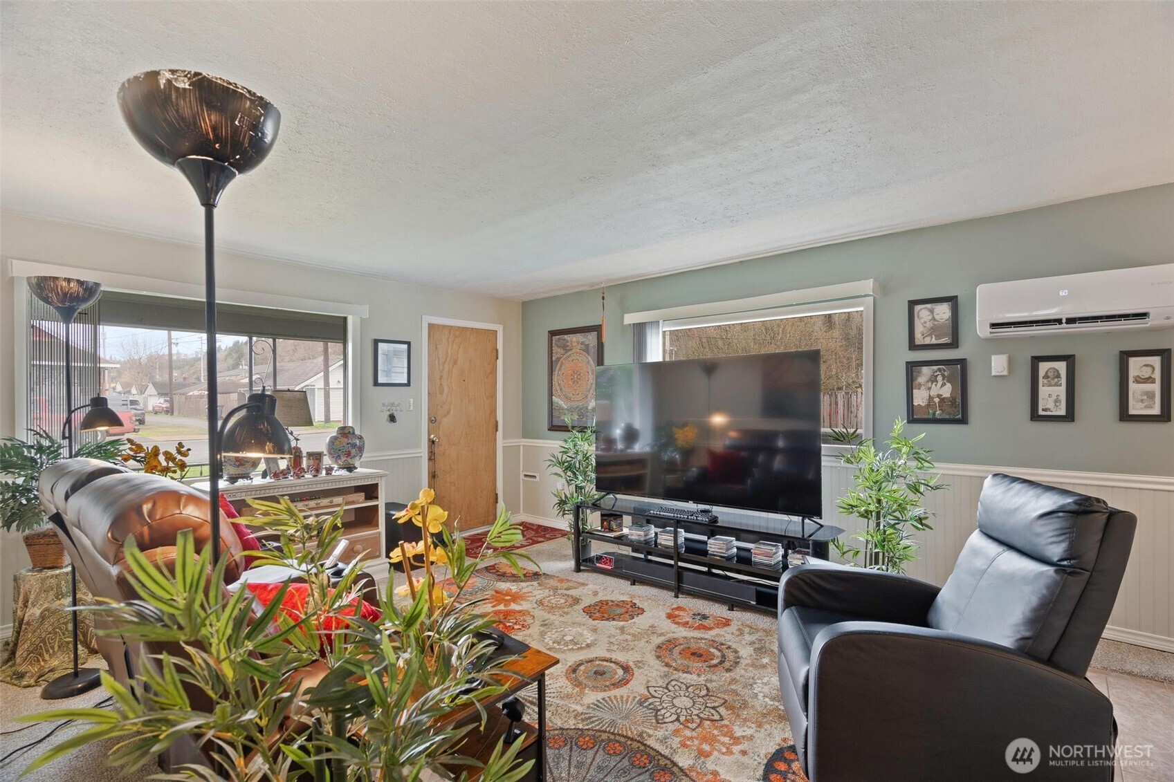 211 30th St Property Photo 8