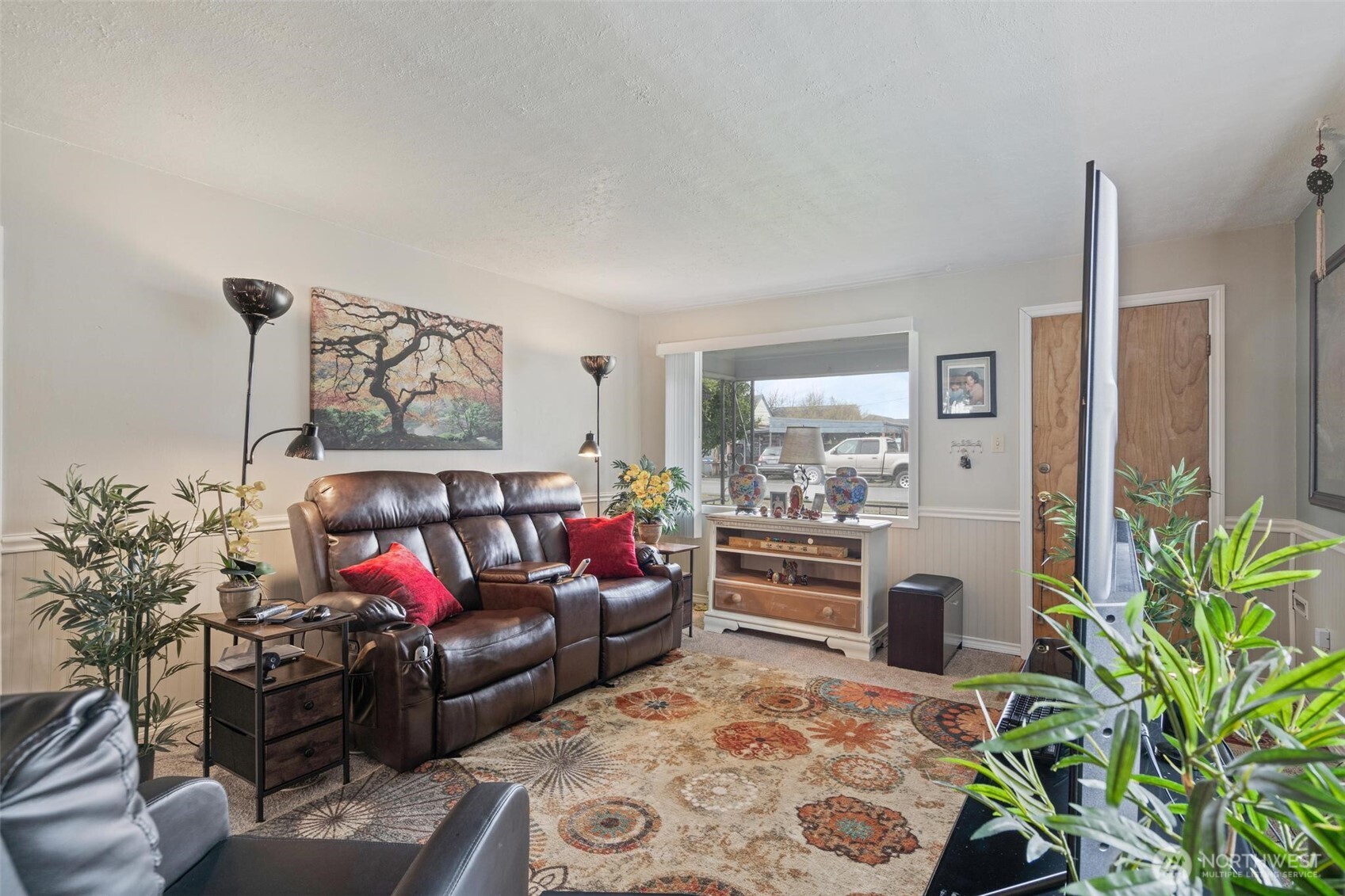 211 30th St Property Photo 10