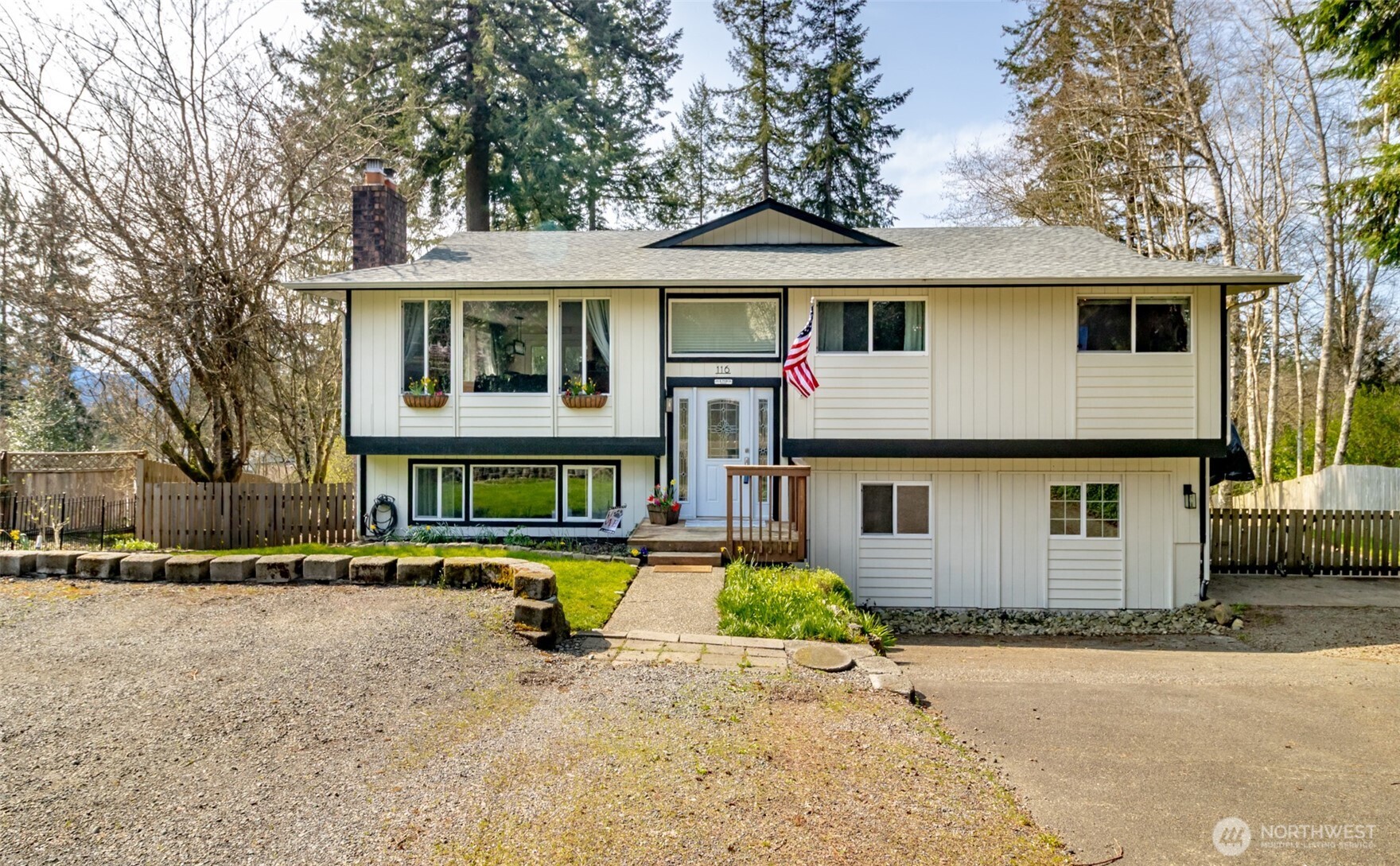 116 Hillcrest Drive Property Photo
