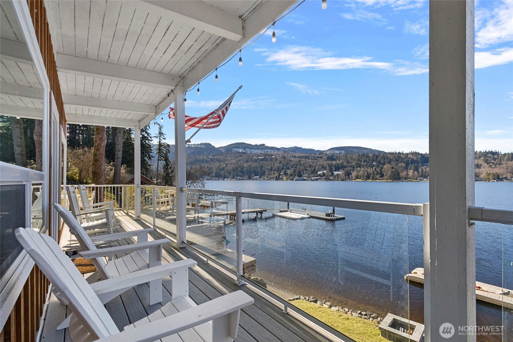 17540 Mallard Cove Lane Property Photo 2
