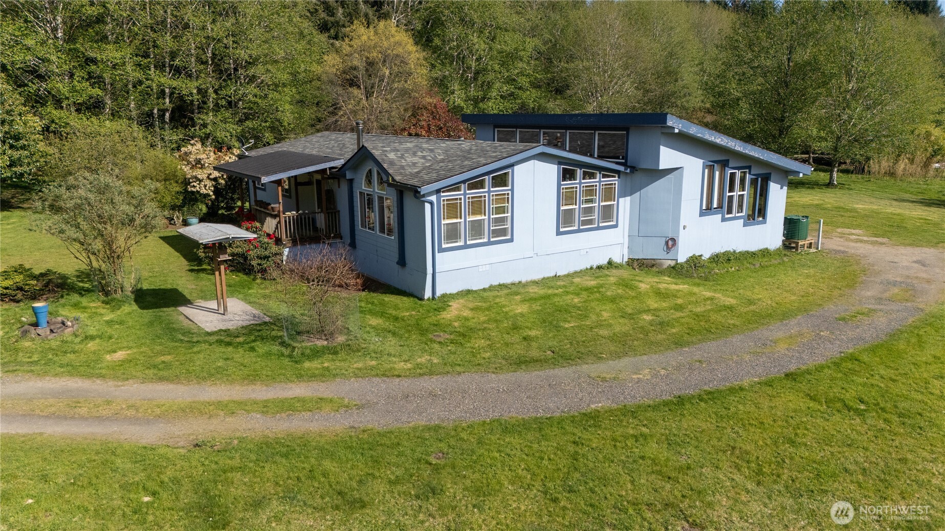1074 Wentworth Road Property Photo