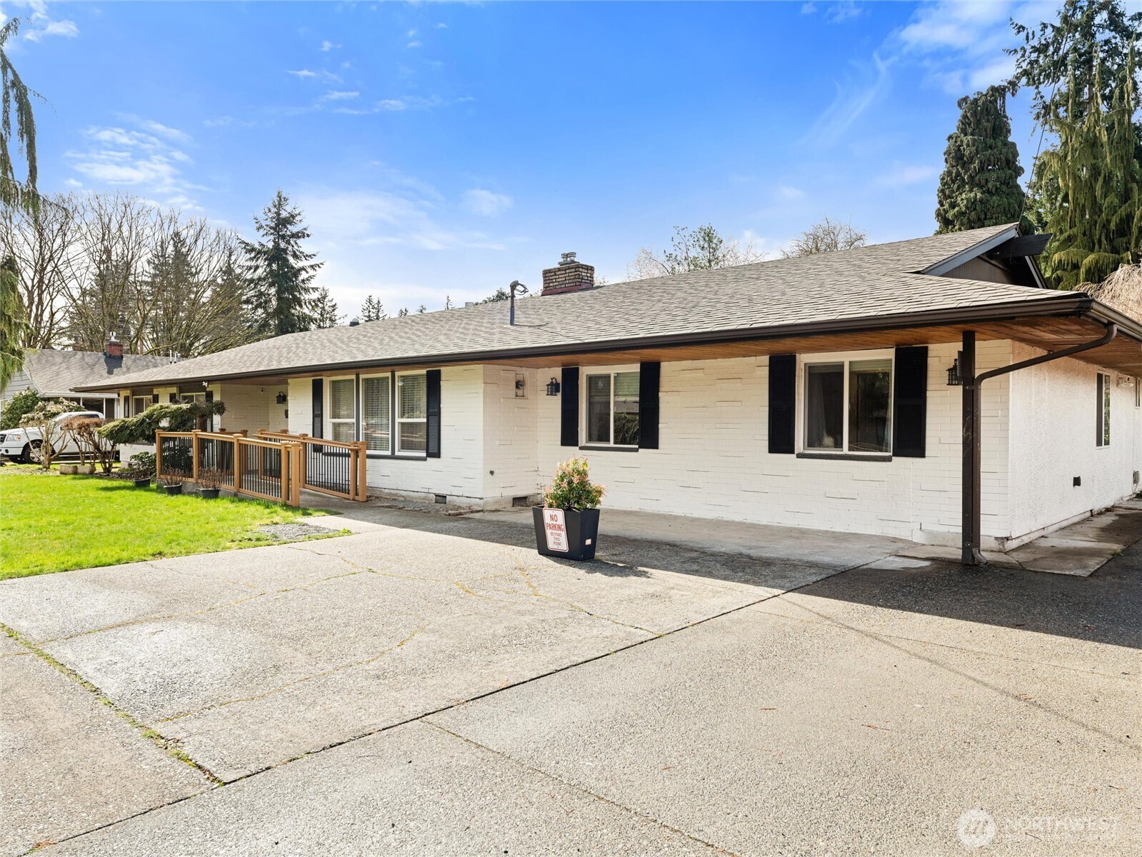 2346337 Property Photo