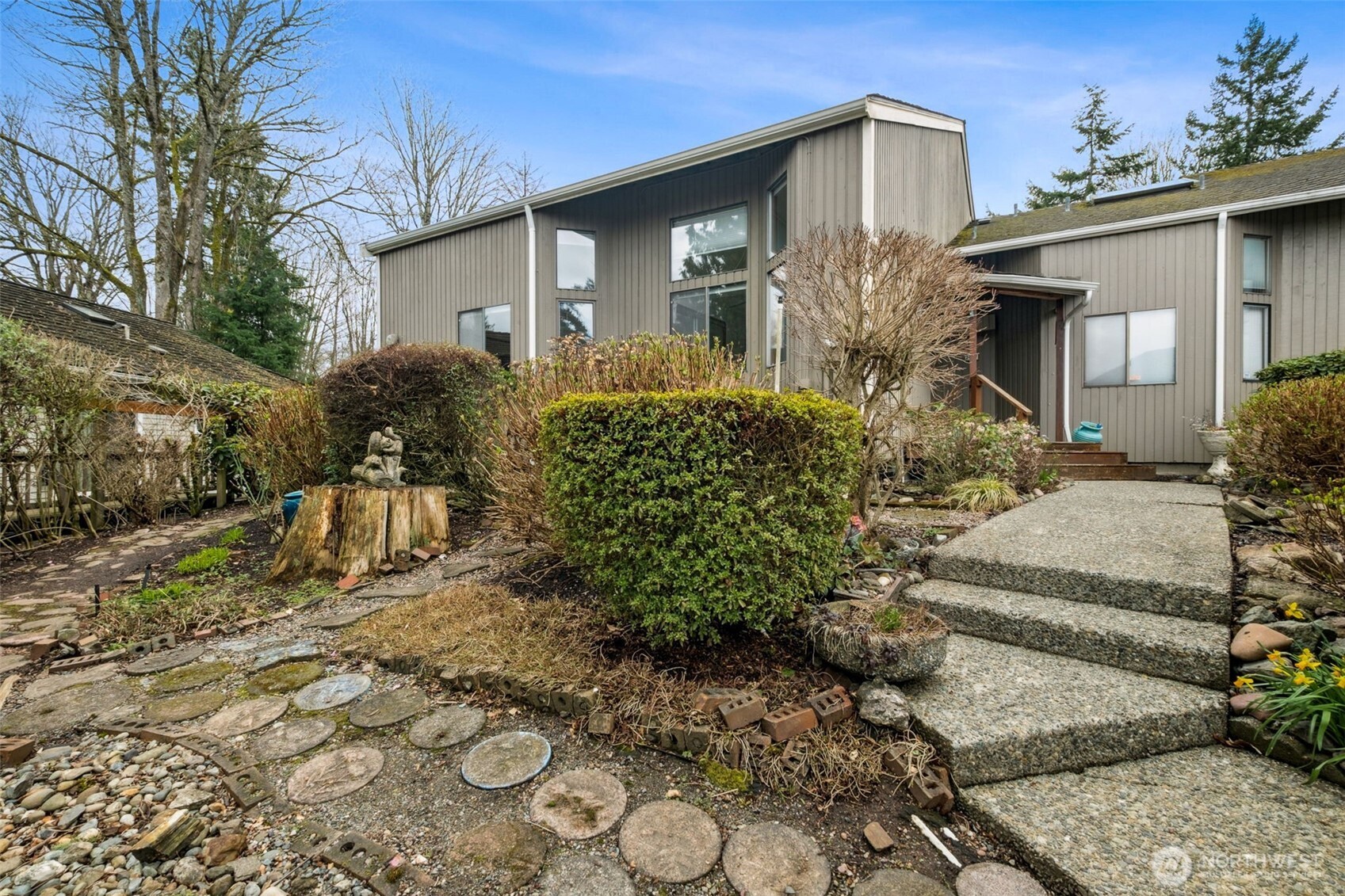 98055 Real Estate Listings Main Image
