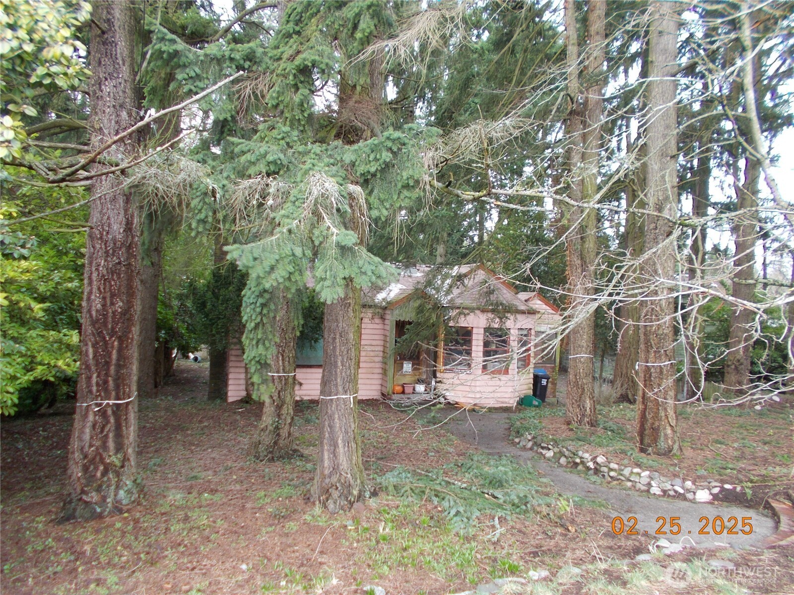 604 N 143rd Street Property Photo