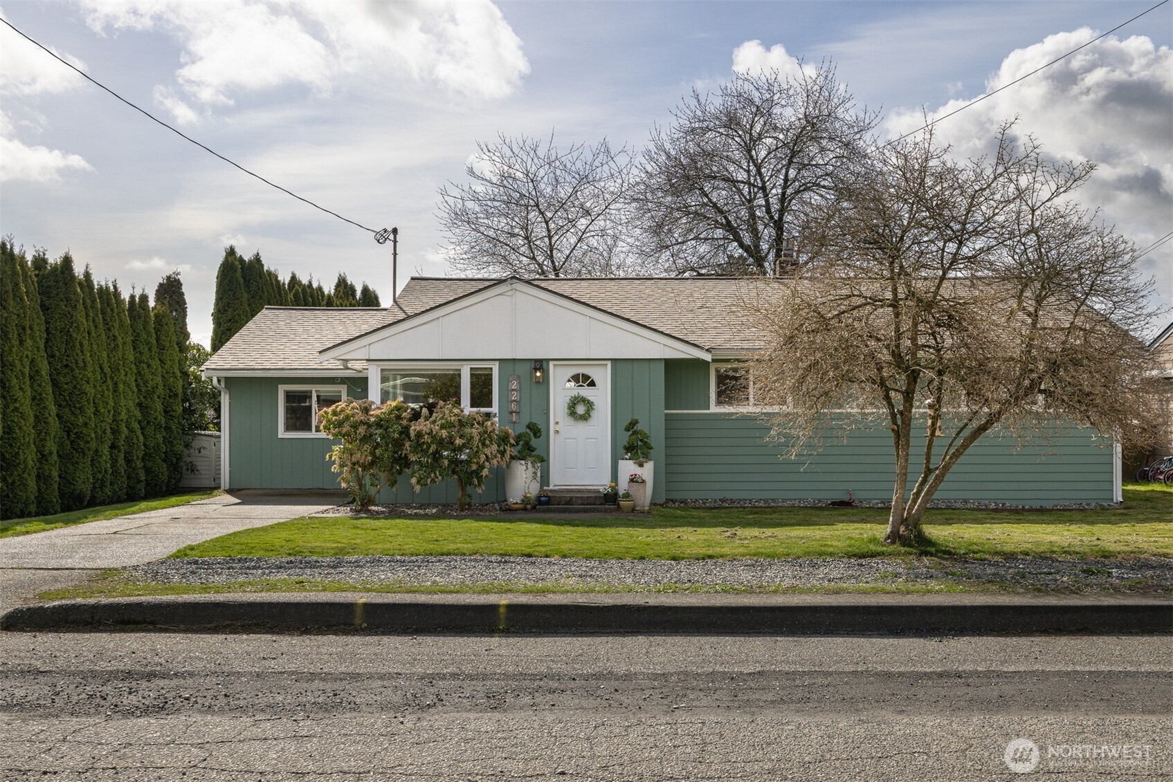 2261 Ferndale Terrace Property Photo