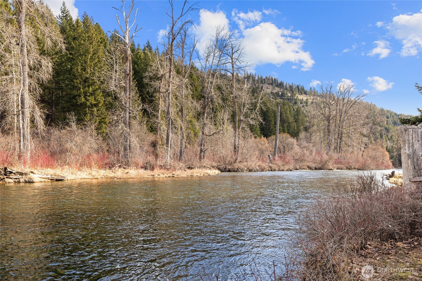 1081 Wapiti Drive Property Photo