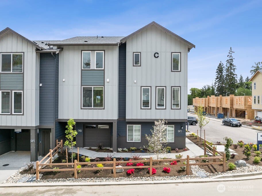 14707 87th Avenue X7 Property Photo