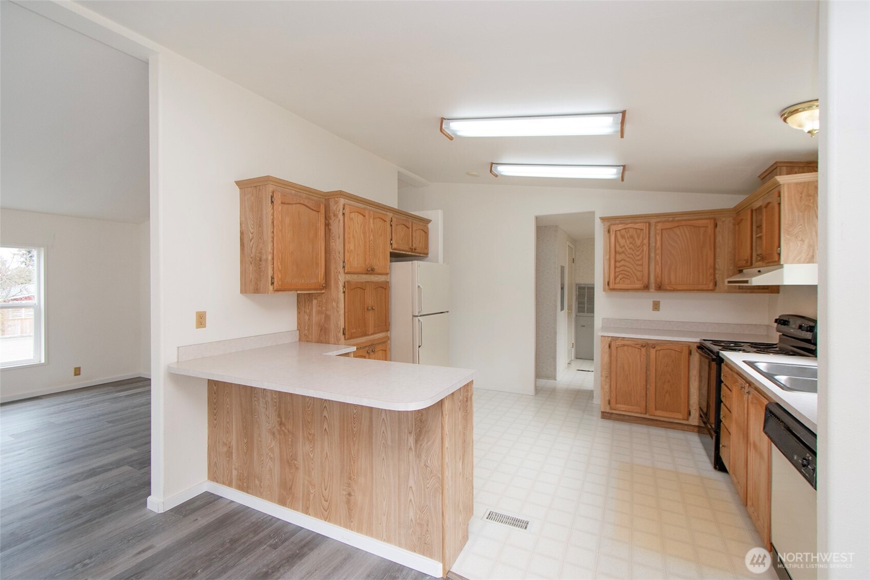 204 W Park Ave Property Photo 10