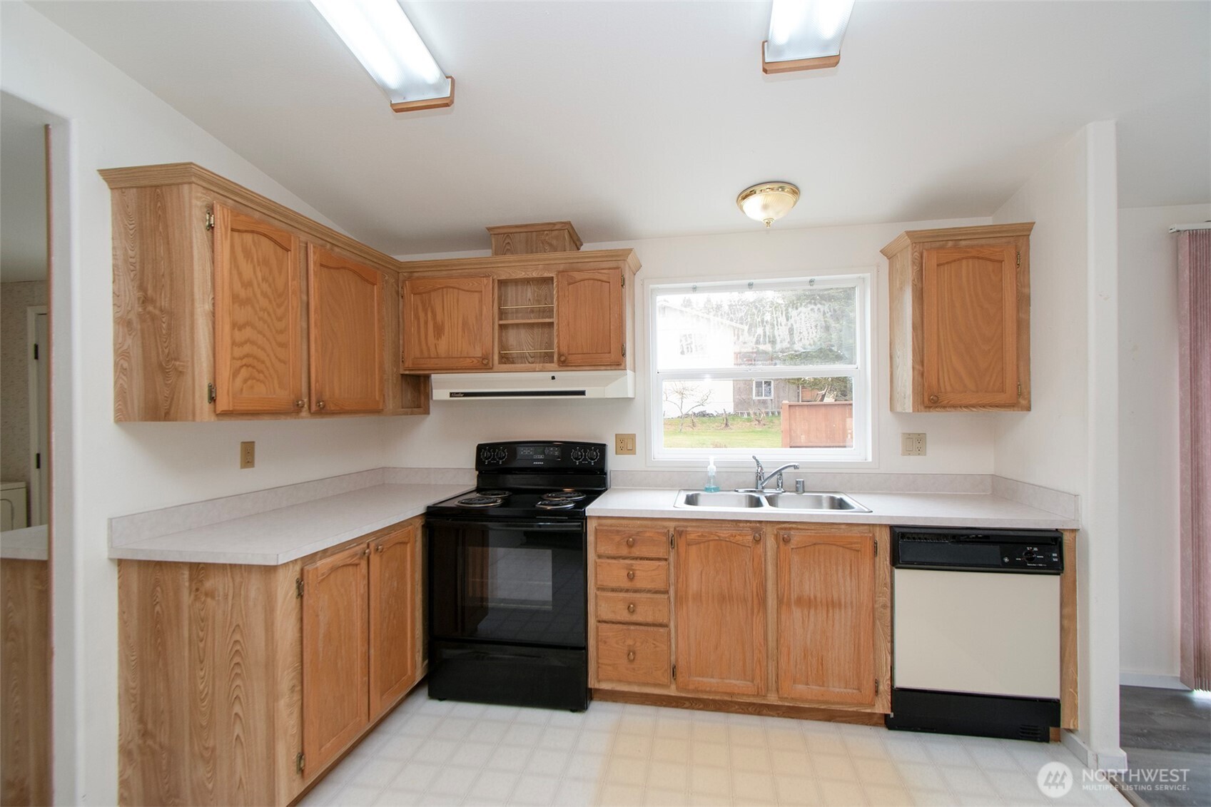 204 W Park Ave Property Photo 12