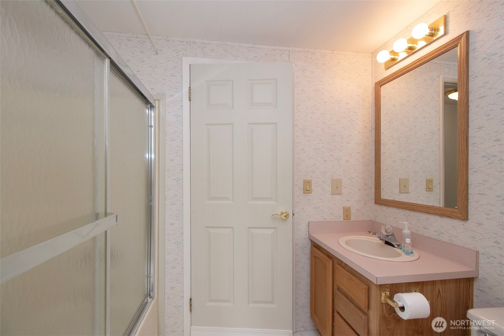 204 W Park Ave Property Photo 17