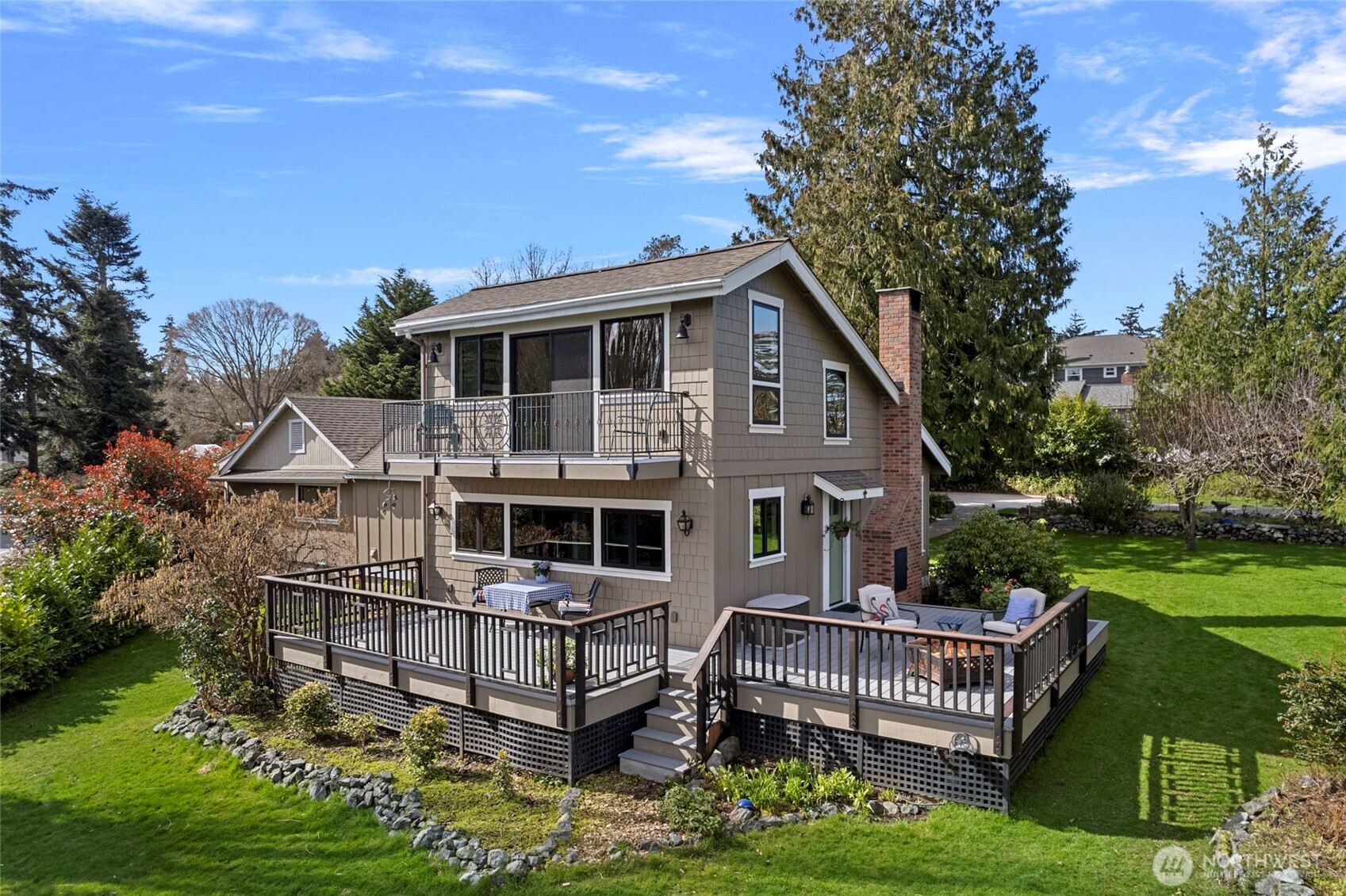305 Nw Coveland Street Property Photo