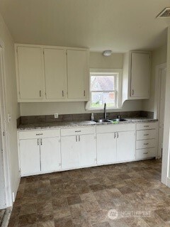 106 Nw Laurel Avenue Property Photo 3