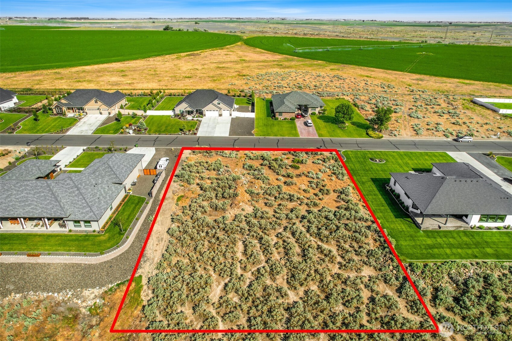 8084 Dune Lake Road Property Photo 6