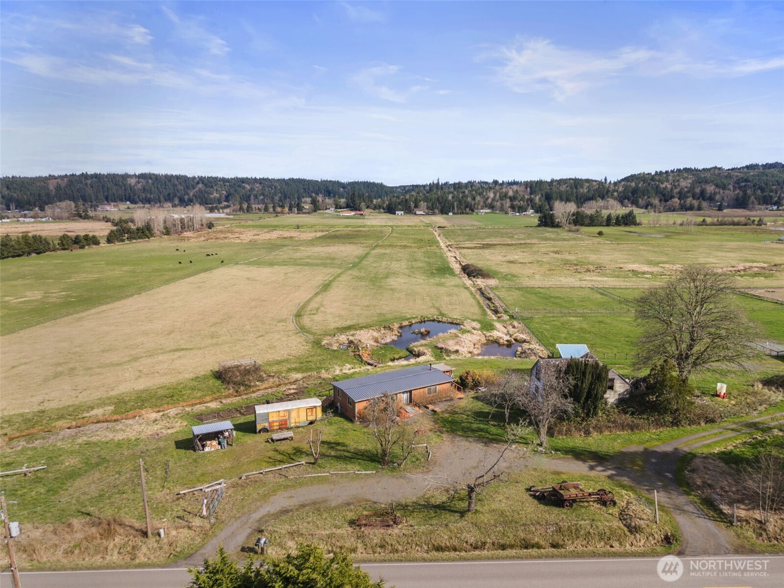 1091 West Valley Road Property Photo 1