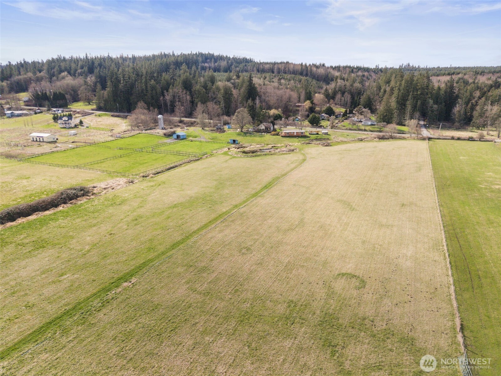 1091 West Valley Road Property Photo 8